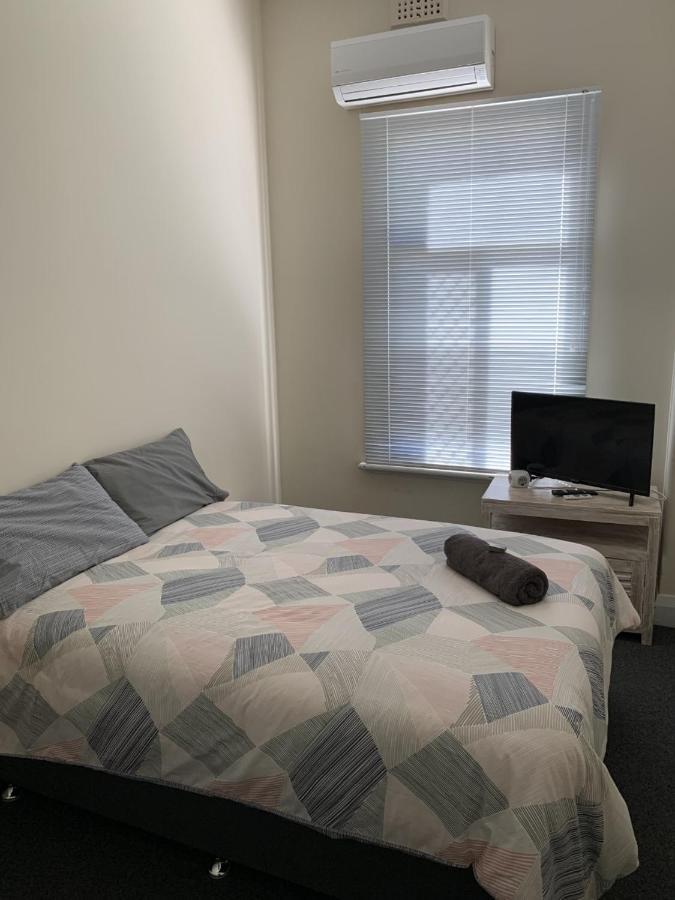 Hotel Wa *